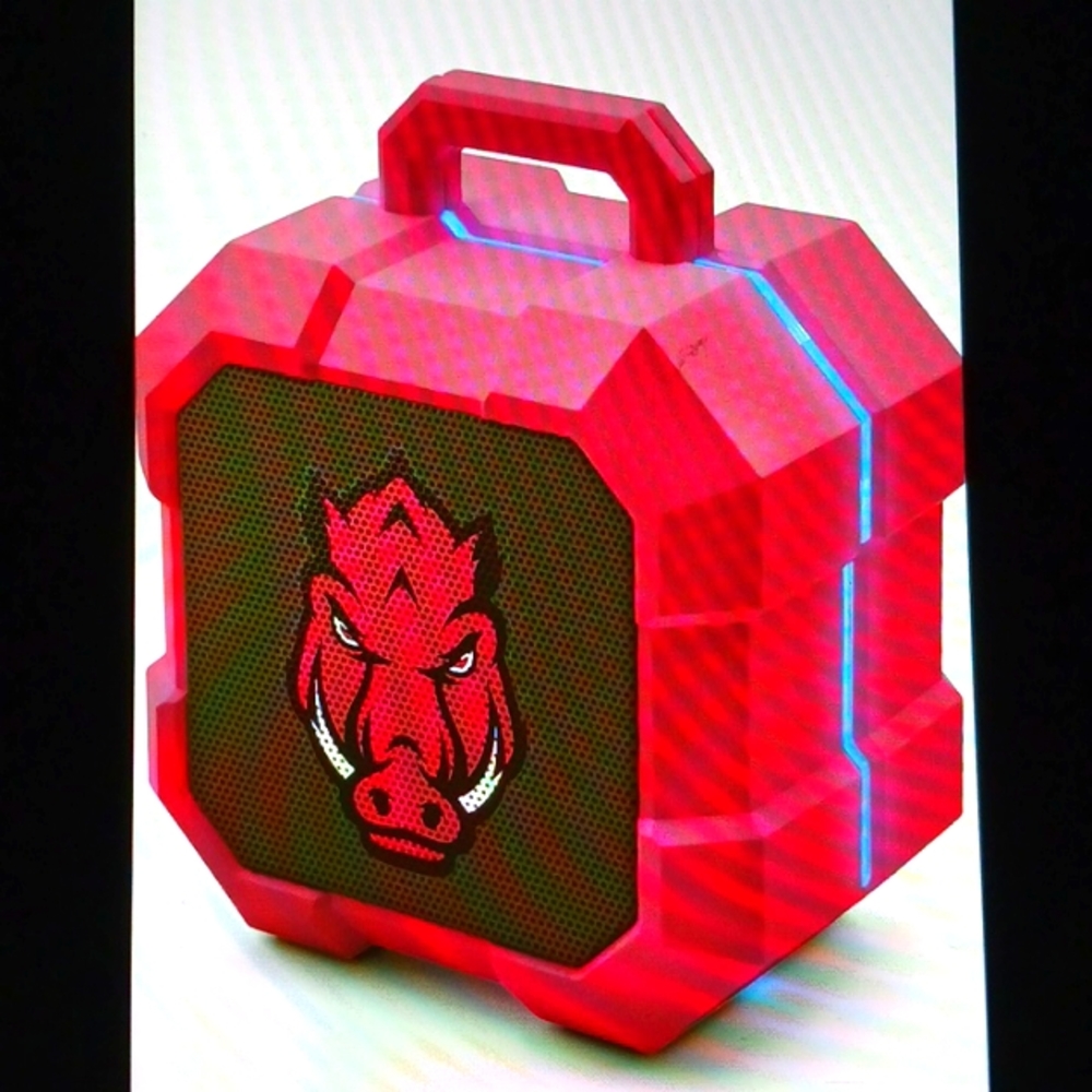 🔴NIB! University of Arkansas Bluetooth Speaker